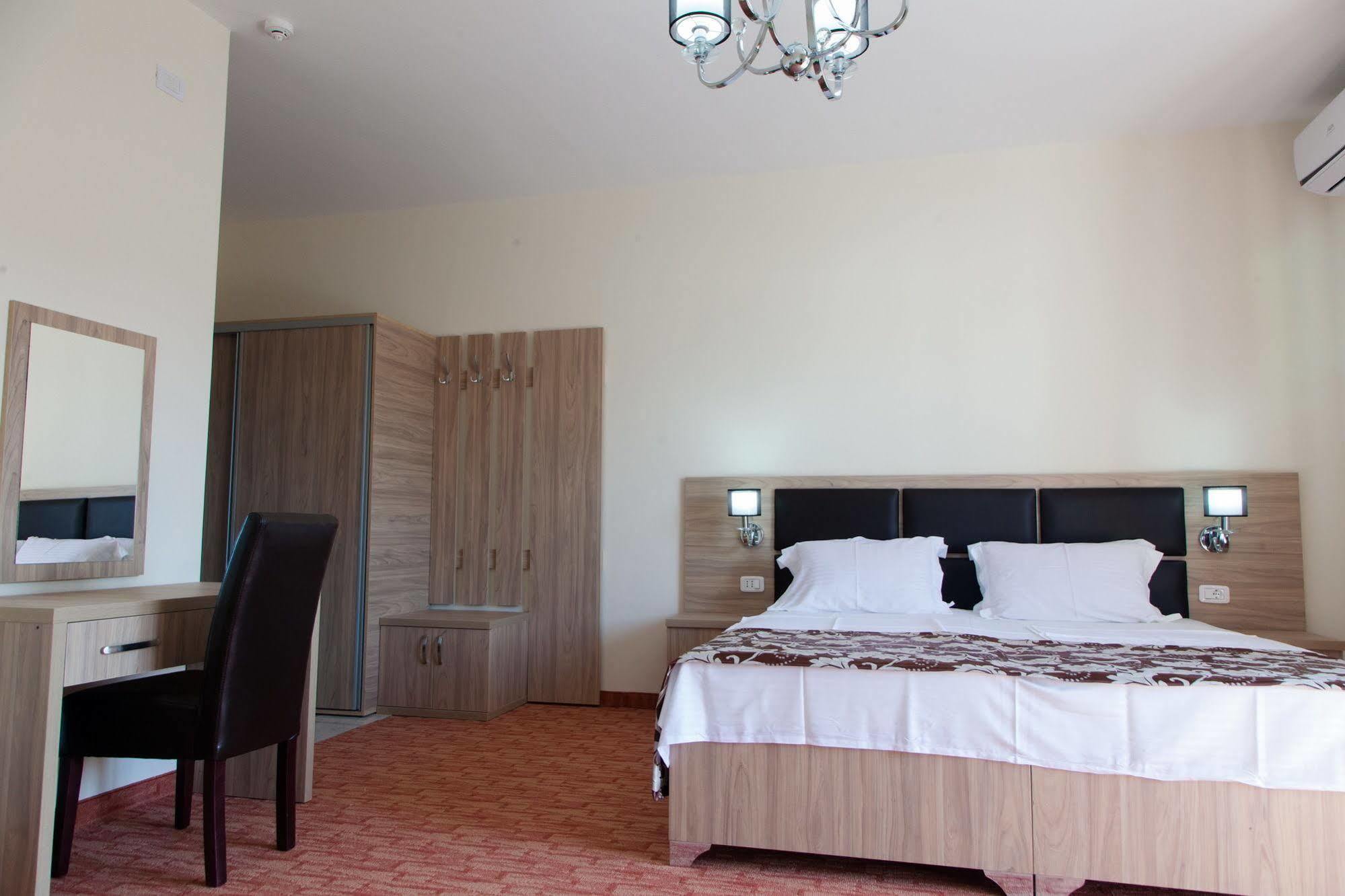 Spa Hotel Montefila Ulcinj Kültér fotó